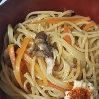 簡単こってり！油そば風パスタ